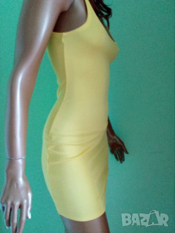 Наситеножълта лятна рокля размер ХС, снимка 2 - Рокли - 28895638