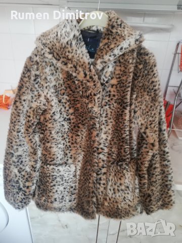 Дамско палто, снимка 1 - Палта, манта - 31311837