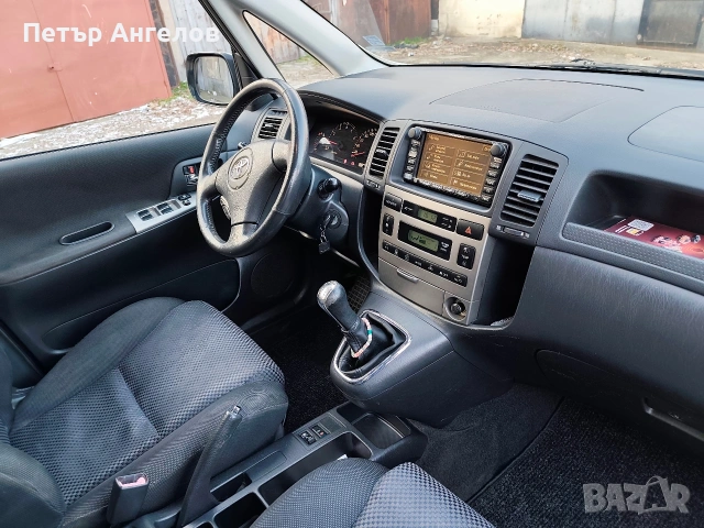 Toyota Corolla Verso 2.0 D-4D | НОВ съединител | Печка | Камера | ТОП, снимка 10 - Автомобили и джипове - 53309842