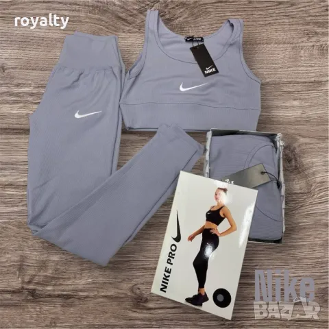 Nike дамски комплект Различни цветове , снимка 4 - Спортни екипи - 49824611