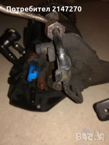 Нафтова помпа форд, снимка 4 - Автомобили и джипове - 27085192