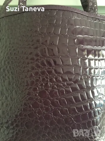 2 броя лачени чанти, снимка 5 - Чанти - 49778711