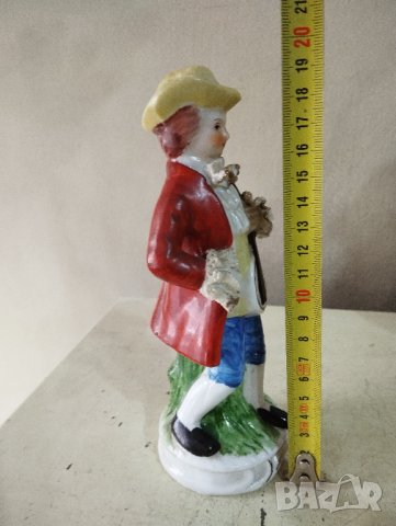 порцеланова статуетка, снимка 2 - Статуетки - 42969750