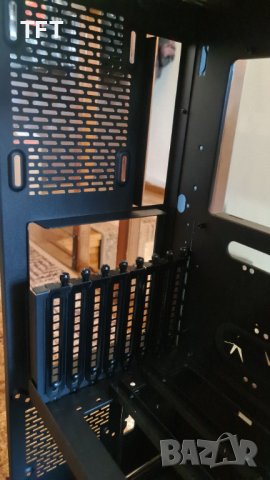 Компютърна кутия Thermaltake core p8 TG - Чисто Нова!, снимка 14 - Други - 43475817
