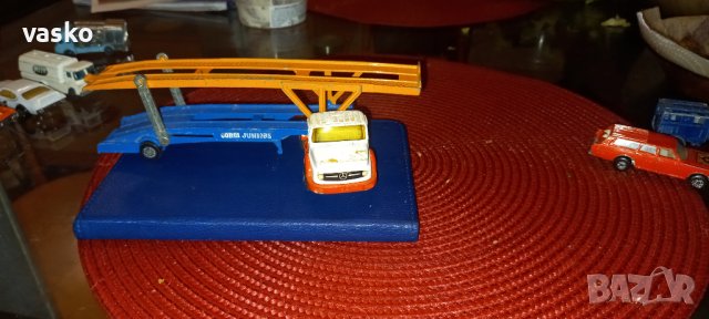 АНГЛИЙСКО КОРГИ-МЕРЦЕДЕС