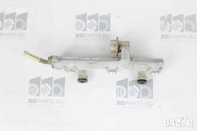 Бензинова горивна рейка за Daihatsu Cuore 1.0i 56 к.с. (1998-2003)