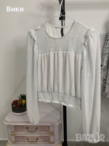 Блуза в размер M-L, снимка 4 - Блузи с дълъг ръкав и пуловери - 44096824