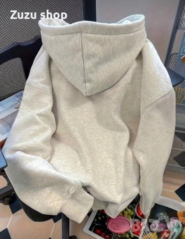 Дамски суитшърт с качулка, снимка 2 - Суичъри - 53158608