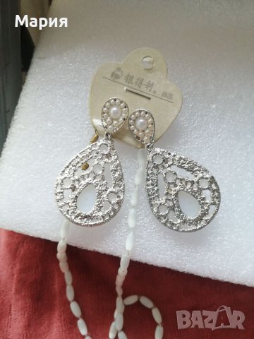 🆕 НОВИ Бели перлени обеци с винтчета, снимка 12 - Обеци - 39952511