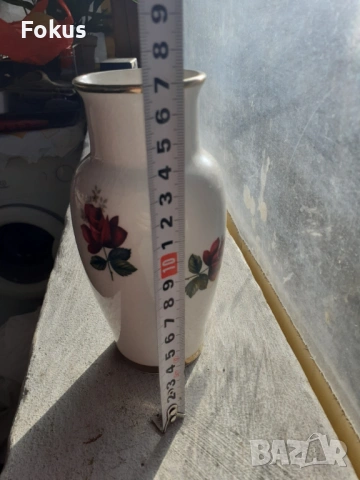 Английски порцелан вазичка позлата роза маркировка, снимка 5 - Антикварни и старинни предмети - 53353921