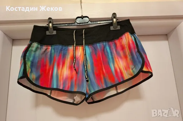 Дамски оригинални къси панталонки.  Nike DRI FIT RUNING 