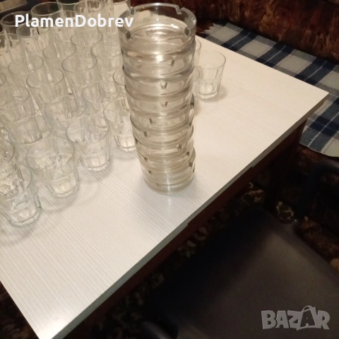 Стъклени чаши и пепелници, снимка 4 - Чаши - 53567114