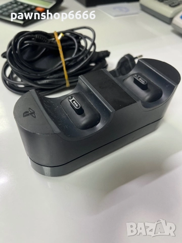 Станция за зареждане на Sony PS4 контролер за DualShock 4 – CUH-ZDC1, снимка 3 - Аксесоари - 52872260