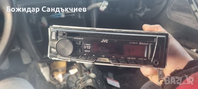 jvc  kd-r861bg Bluetooth радио, снимка 1