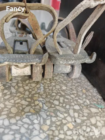 Много стари ролкови кънки , снимка 5 - Антикварни и старинни предмети - 48055510