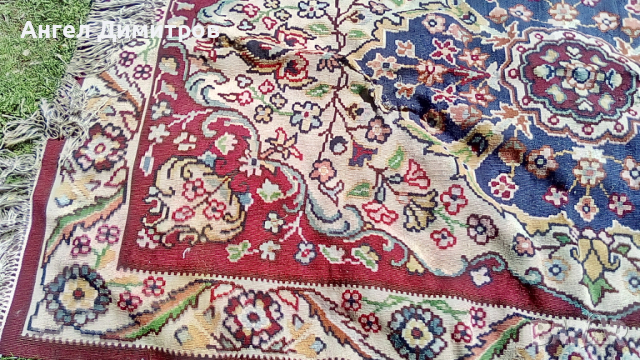 Стар чипровски килим, снимка 4 - Антикварни и старинни предмети - 36470852
