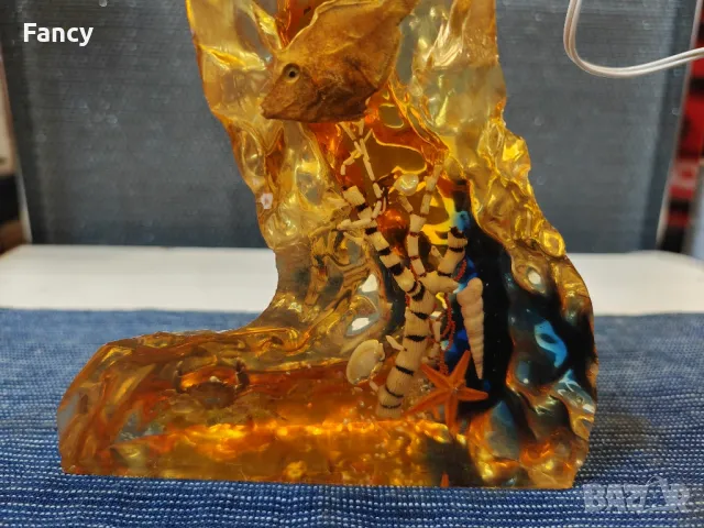 Стара лампа от смола 60 те години, снимка 3 - Антикварни и старинни предмети - 49785445