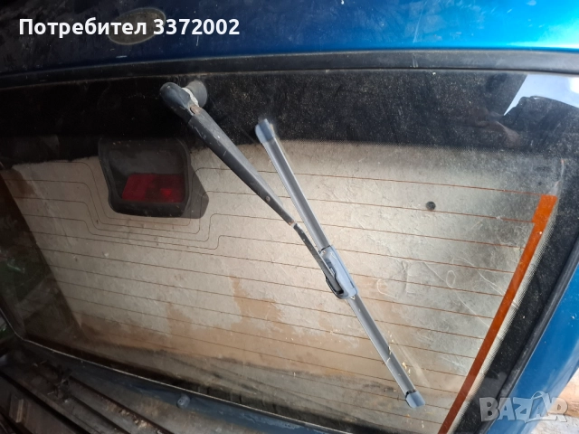 Капак от субару джусти 1998г.комплект с амортисьорите, снимка 2 - Части - 52333459