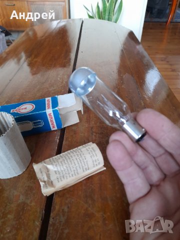 Крушка Narva 220v 150w, снимка 2 - Други ценни предмети - 39395458