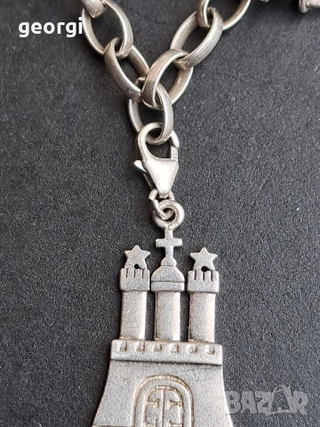 сребърна гривна Thomas sabo Charm club със 7 талисманчета , снимка 8 - Гривни - 52591375