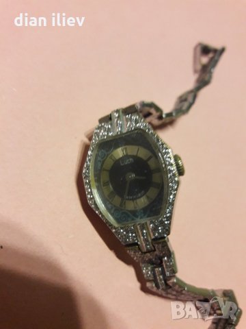 Стар дамски механичен часовник -Лъч , снимка 6 - Антикварни и старинни предмети - 26387544