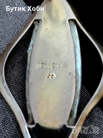 Винтидж медальон Ges.Gesch, снимка 3 - Колиета, медальони, синджири - 36395750