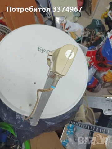 Сателитна чиния и декордер 