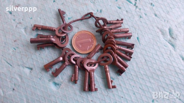  Малки ключета - 20 бр. , снимка 1 - Други ценни предмети - 27171356