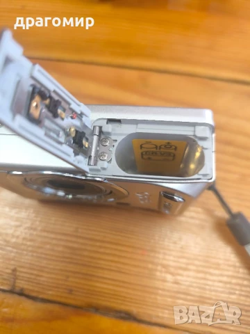 PENTAX Optio S60, снимка 7 - Фотоапарати - 51179049