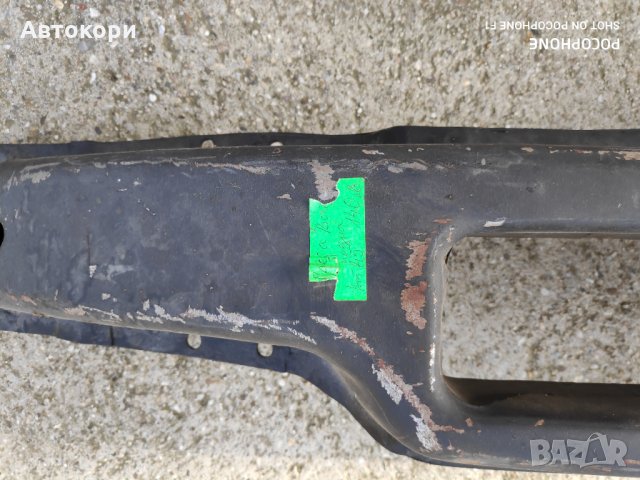 Предна греда зад предна броня Мерцедес Вито W638, снимка 2 - Части - 28409883