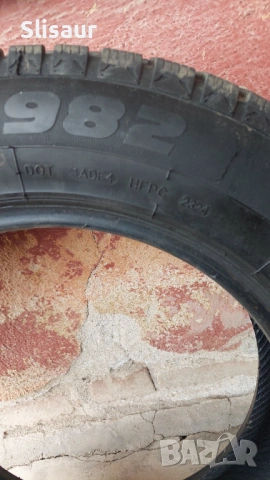 Зимни гуми 195 65 15, снимка 3 - Части - 53211319