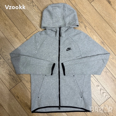 Мъжко горнище Nike Tech Fleece | S размер, снимка 2 - Суичъри - 52871643