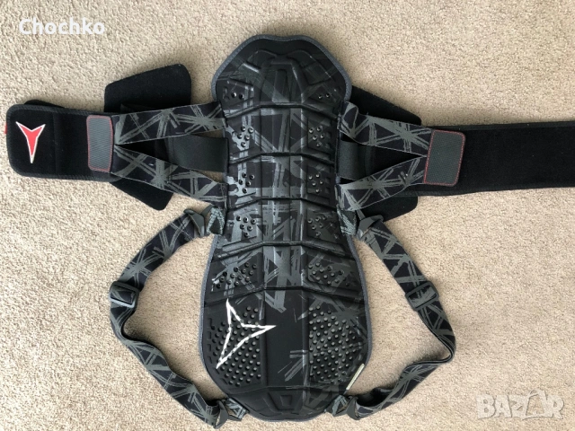 Протектор за гръб за ски и сноуборд Atomic, снимка 2 - Зимни спортове - 53343725