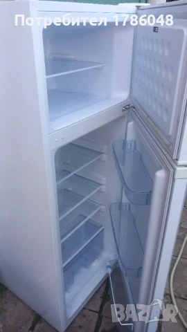 Хладилник с фризер, снимка 4 - Хладилници - 50498784