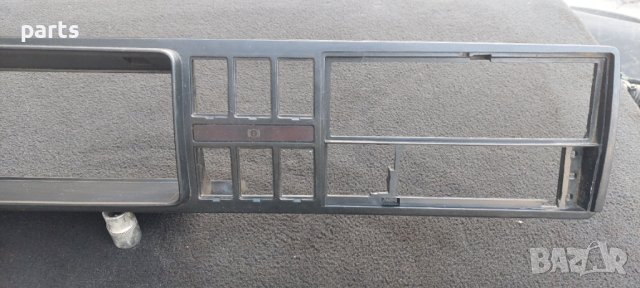 Панел Пластмаса Километраж VW Джета - Голф 2 - 191857243A N , снимка 2 - Части - 38342416