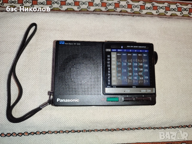 Използвано радио Panasonic RF-B10 FM/SW/MW World Radio и аксесоари за радио Sony ICF и ICF-SW.