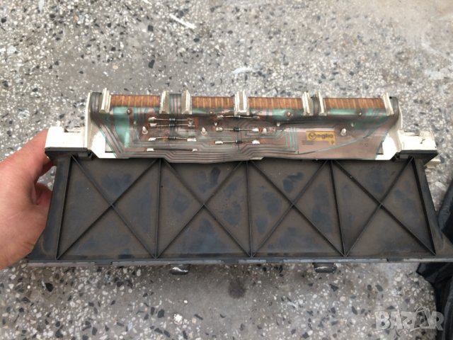 Табло с уредите за Ситроен BX, снимка 2 - Части - 21295743