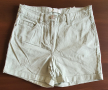 Дамски дънкови къси панталони, снимка 1 - Къси панталони и бермуди - 44922534