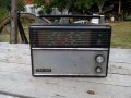 Старо радио ВЕФ,VEF 201, снимка 1 - Антикварни и старинни предмети - 27056419