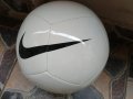 Nike Pitch Team White Оригинална Топка размер 4, снимка 3