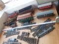 Лот части влакче вагони конструктор релси - стара игра, снимка 5