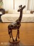 Дървена статуетка на жираф.Ръчно изработена. , снимка 1 - Статуетки - 44087177