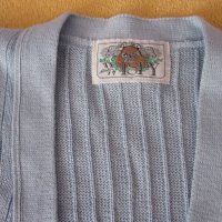 Плетен елек, снимка 2 - Детски пуловери и жилетки - 27349597