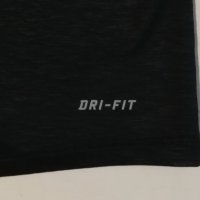 Nike DRI-FIT оригинален потник M Найк черен потник топ спорт тениска, снимка 6 - Спортни екипи - 28960734