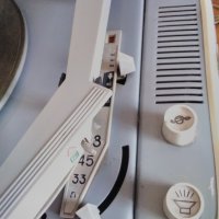 Грамофон от 70-те години ,,Маладежний" сделано в СССР , снимка 3 - Антикварни и старинни предмети - 37689938