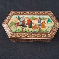 Старинна персийска кутия ,,хатамкари,,, снимка 1 - Антикварни и старинни предмети - 39786837