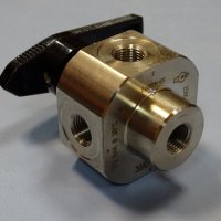 кран 5-пътен прецизен Whitey SS-43ZF2 5-way ball valve 172 Bar 1/8, снимка 4 - Резервни части за машини - 35294854