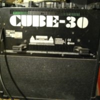 Cube ROLAND  30  -400 lv , снимка 1 - Струнни инструменти - 43430280