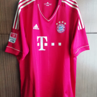 Bayern Munich Adidas оригинална фланелка тениска XL, снимка 1 - Тениски - 36479264