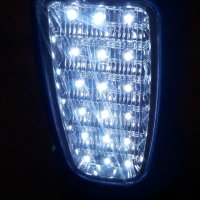 LED акумулаторен фенер YAJIA YJ-2823, снимка 8 - Къмпинг осветление - 26968086